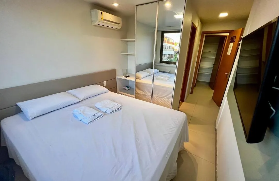 Flat Duplex de luxo em Muro Alto Com Jacuzzi Privativa-1